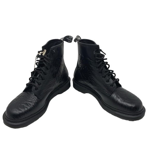 DR. MARTENS X JOY DIVISION UNKNOWN PLEASURES BOOT MENS Size 10.5 main image 3